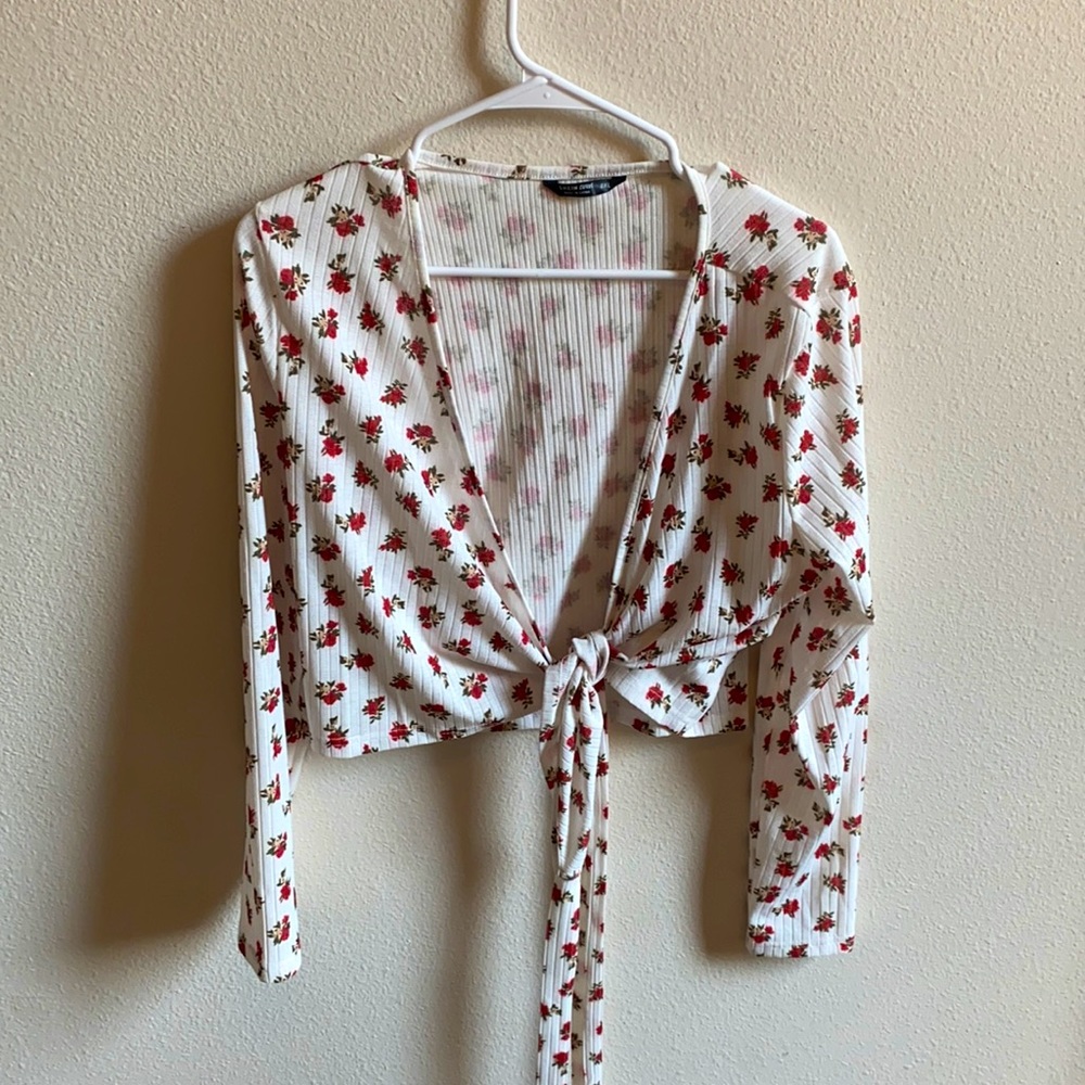 SHEIN XL front tie patterned long sleeve top